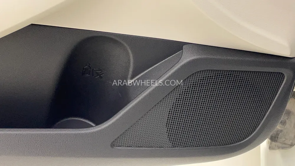 Nissan Altima 2023 for Sale in Dubai Image-23