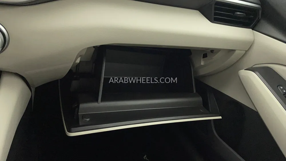 Nissan Altima 2023 for Sale in Dubai Image-31