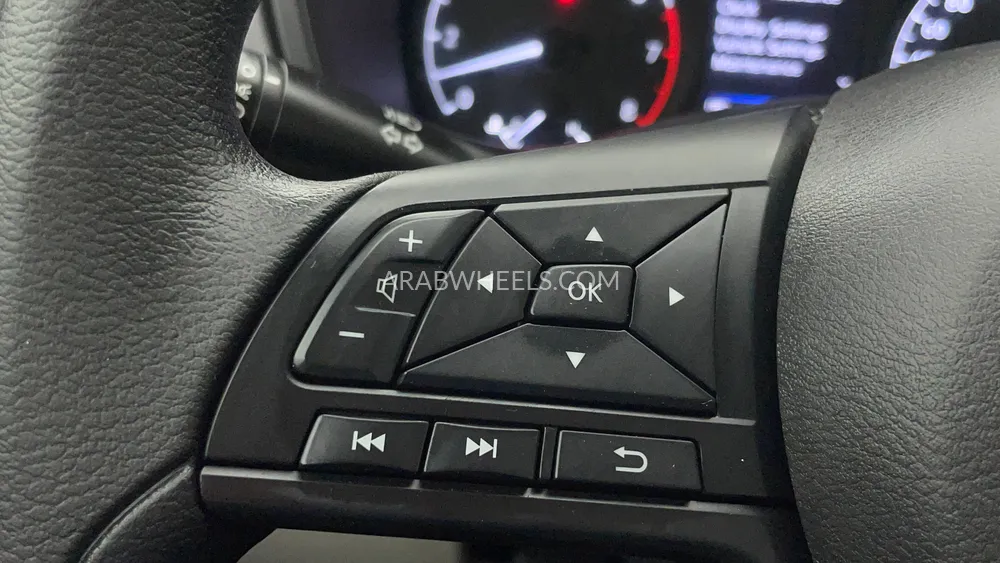 Nissan Altima 2023 for Sale in Dubai Image-39