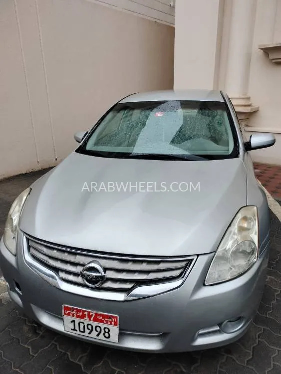 Nissan Altima 2010 for Sale in Al Ain Image-5