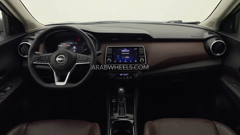Nissan Kicks 2023 for Sale in Dubai Image-12
