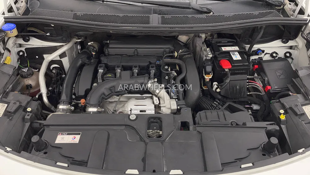 Peugeot 3008 2023 for Sale in Dubai Image-9