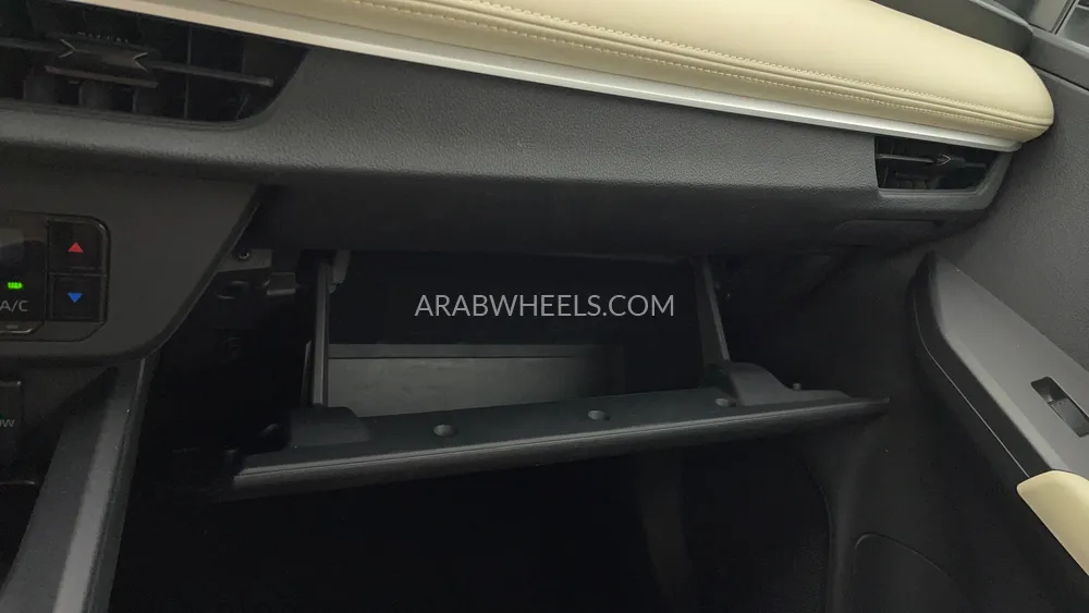 Toyota Yaris 2023 for Sale in Dubai Image-29