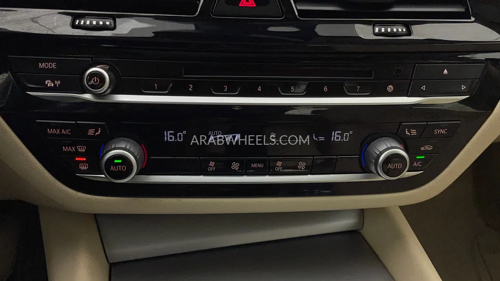 BMW 5 series 2018 for Sale in Dubai Image-51