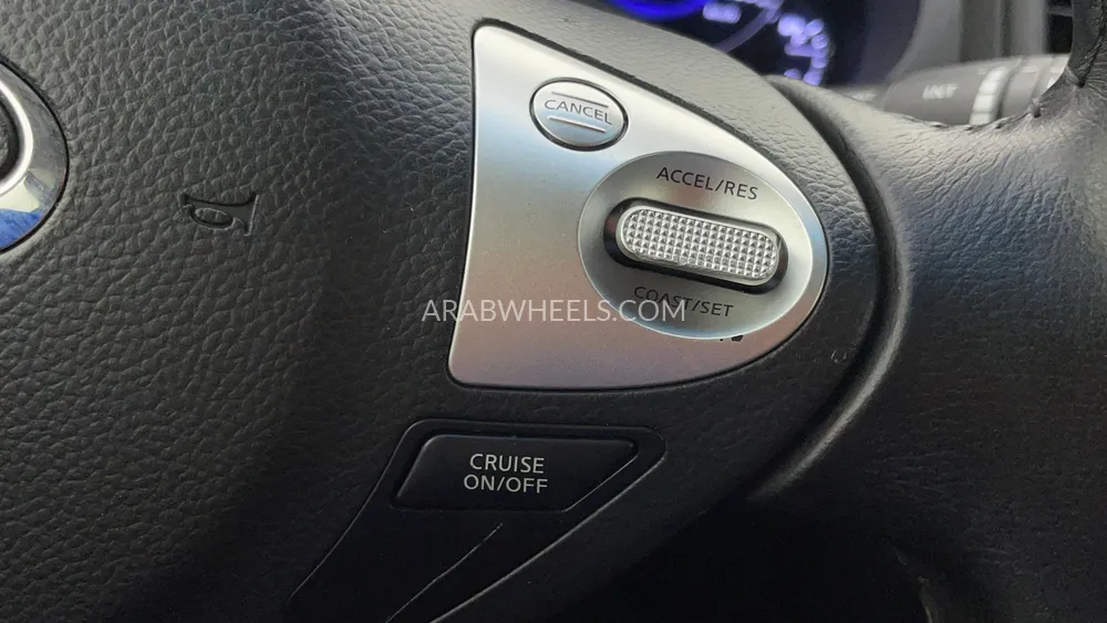 Infiniti QX70 2018 for Sale in Dubai Image-22