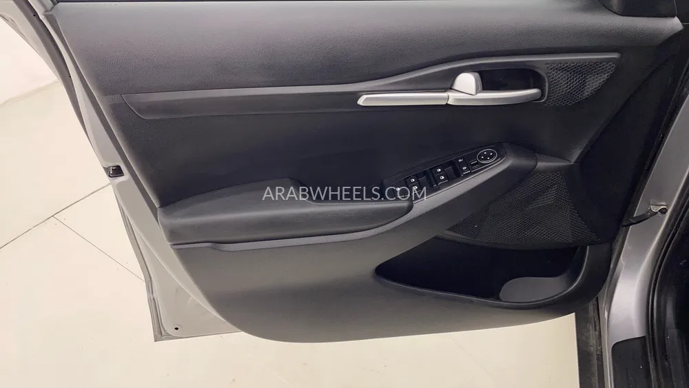 كيا سيلتوس 2023 for Sale in دبي Image-19