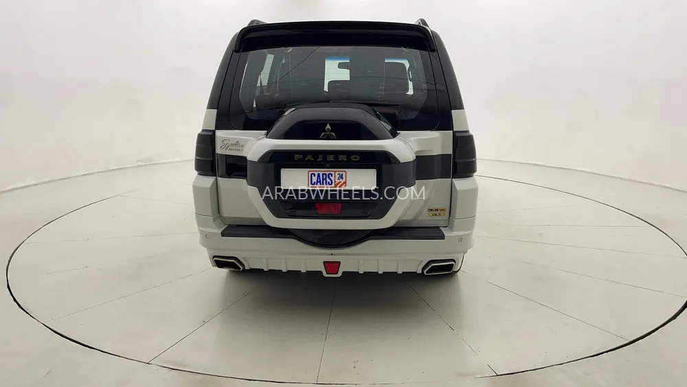 Mitsubishi Pajero 2020 for Sale in Dubai Image-4