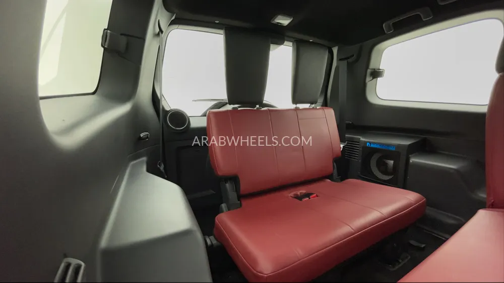 Mitsubishi Pajero 2020 for Sale in Dubai Image-38