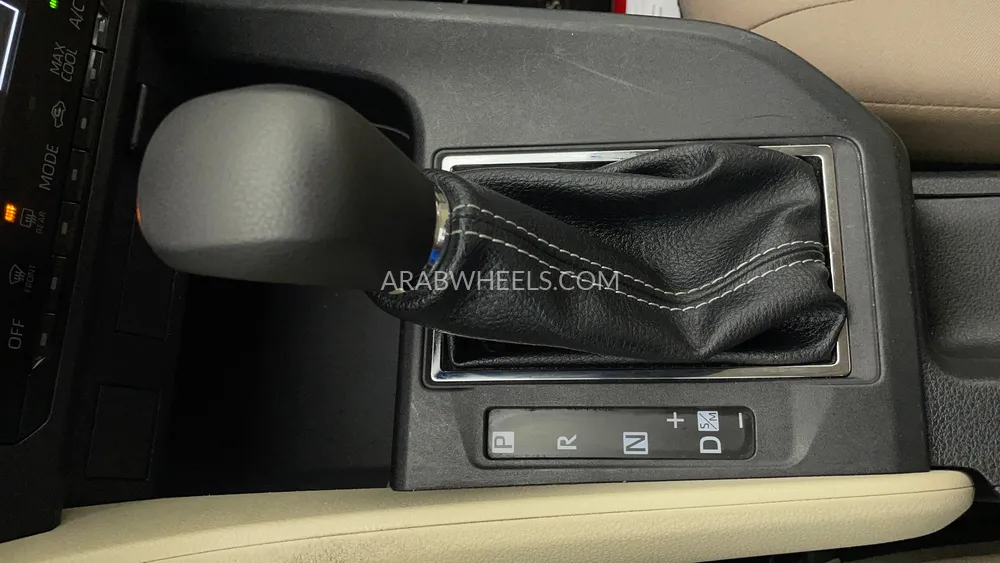 Toyota Yaris 2023 for Sale in Dubai Image-17