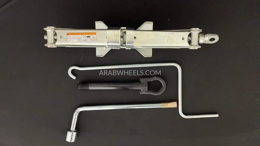 Toyota Yaris 2023 for Sale in Dubai Image-27