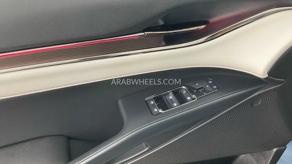 Ford Taurus 2024 for Sale in Sharjah Image-31