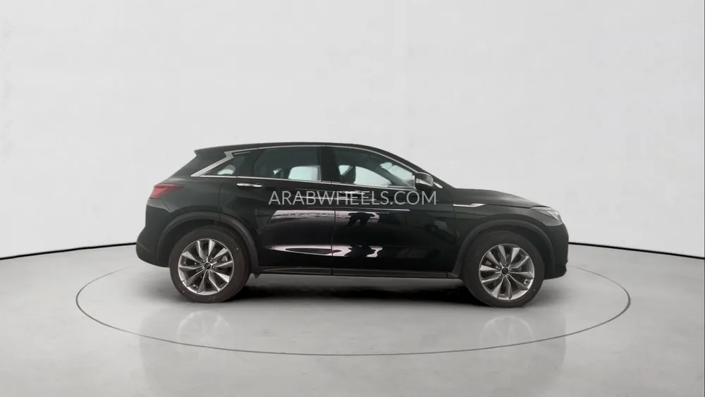 Infiniti QX50 2022 for Sale in Sharjah Image-8