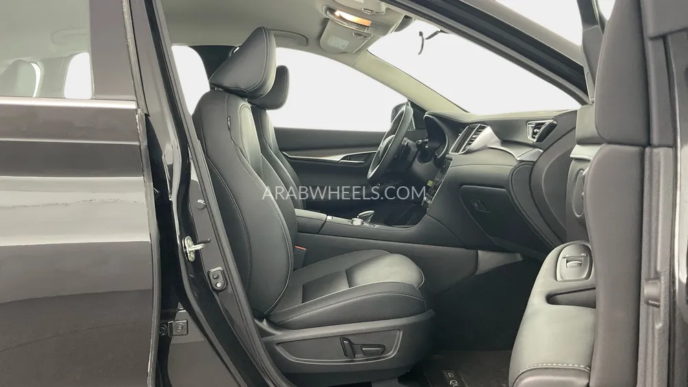 Infiniti QX50 2022 for Sale in Sharjah Image-12