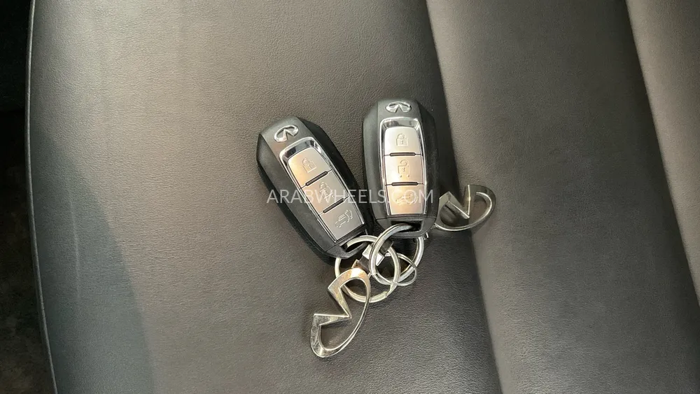 Infiniti QX50 2022 for Sale in Sharjah Image-17