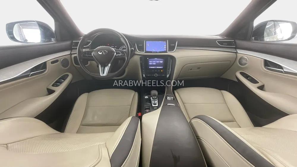 Infiniti QX50 2019 for Sale in Sharjah Image-10