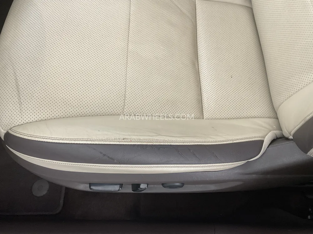 Infiniti QX50 2019 for Sale in Sharjah Image-28
