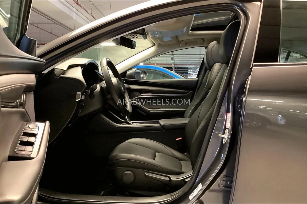 مازدا 3 2024 for Sale in دبي Image-13