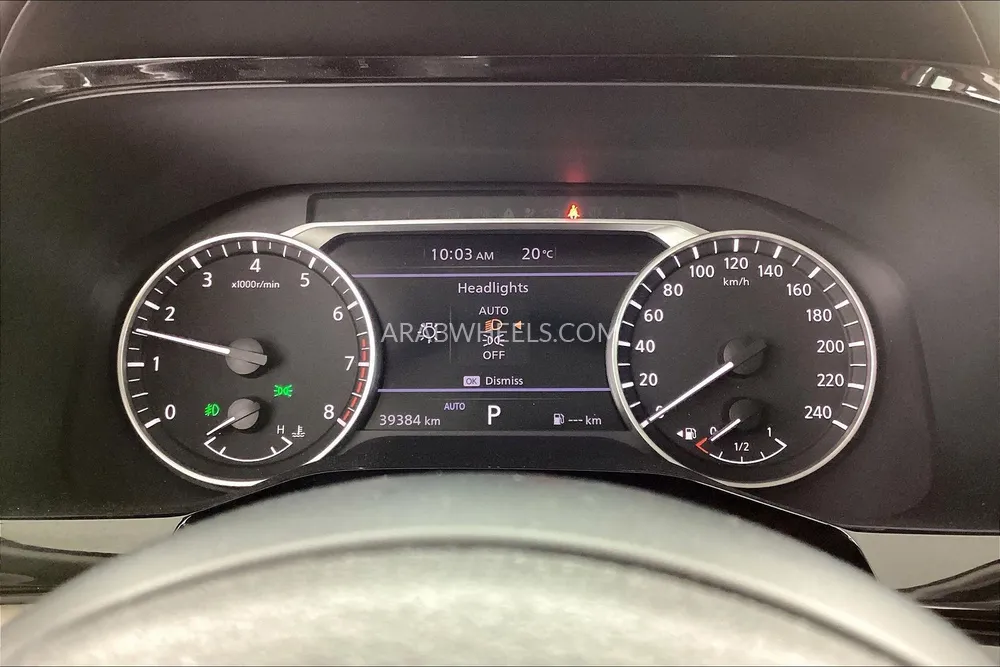 Nissan Pathfinder 2023 for Sale in Dubai Image-12