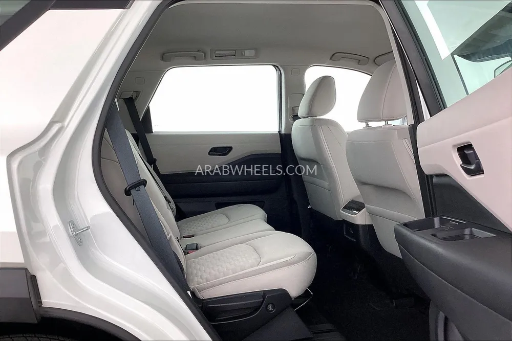 Nissan Pathfinder 2023 for Sale in Dubai Image-22