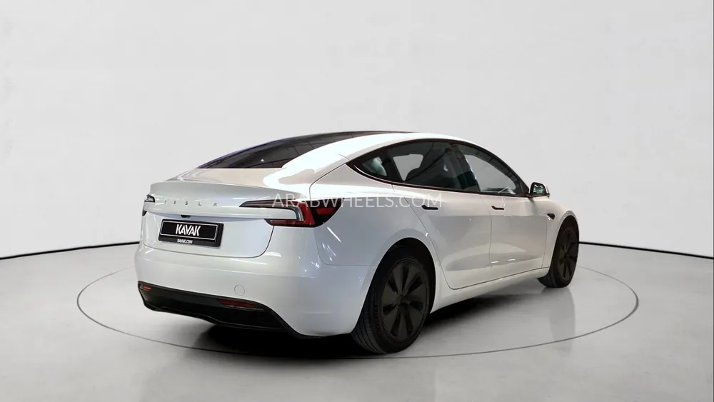 Tesla Model 3 2024 for Sale in Dubai Image-6