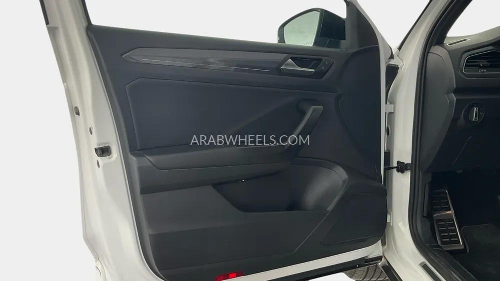 Volkswagen T Roc 2021 for Sale in Dubai Image-18