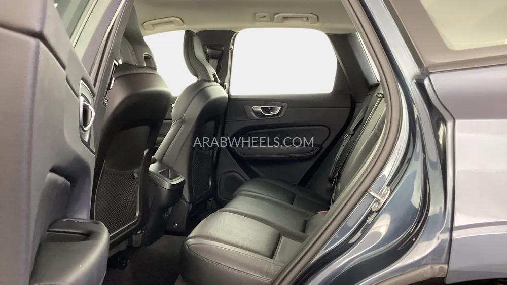 فولفو إكس سي 60 2024 for Sale in دبي Image-23