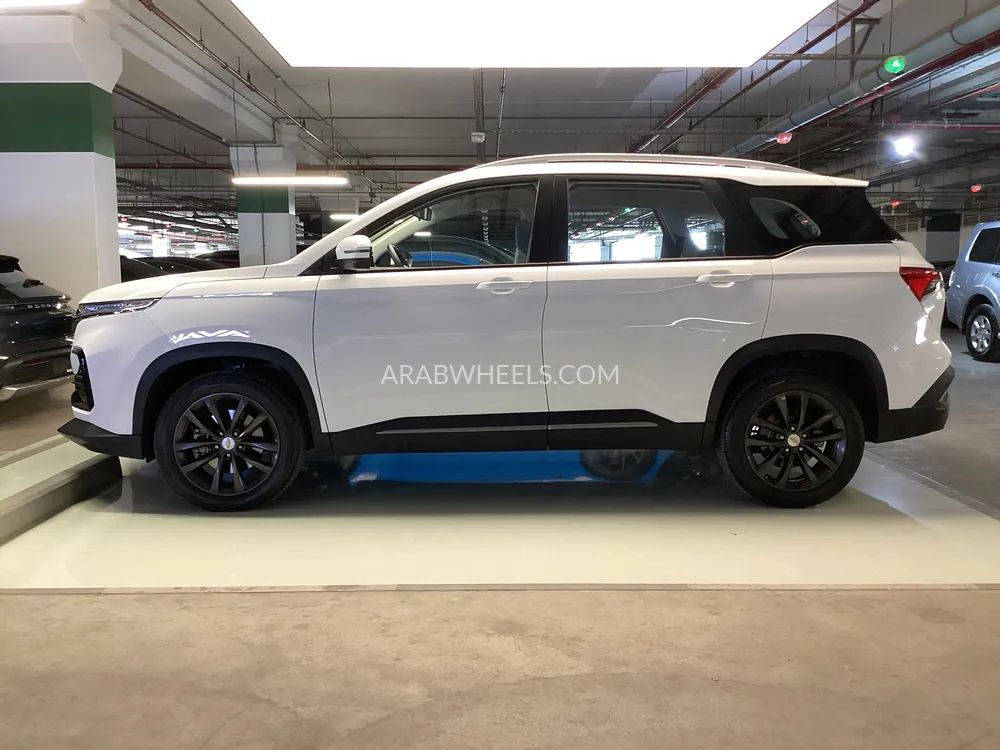 Chevrolet Captiva 2024 for Sale in Sharjah Image-7