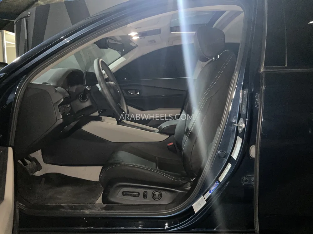 Honda Accord 2024 for Sale in Sharjah Image-7