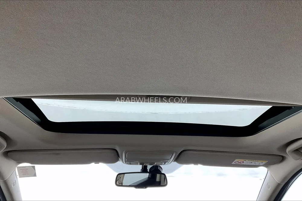 Honda CR-V 2022 for Sale in Sharjah Image-19