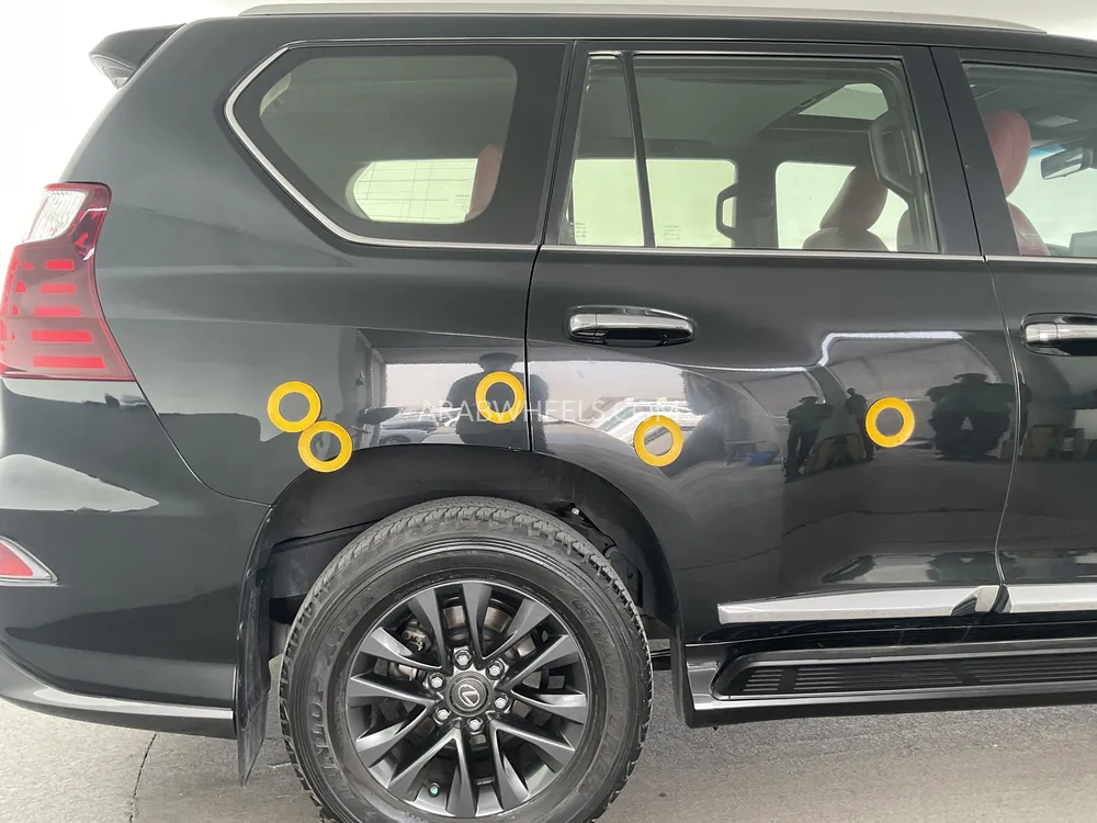 Lexus GX 2022 for Sale in Sharjah Image-30