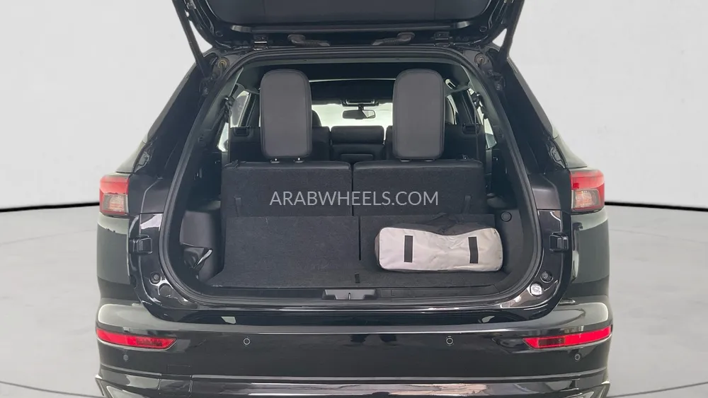 ميتسوبيشي أوتلاندر 2023 for Sale in دبي Image-14