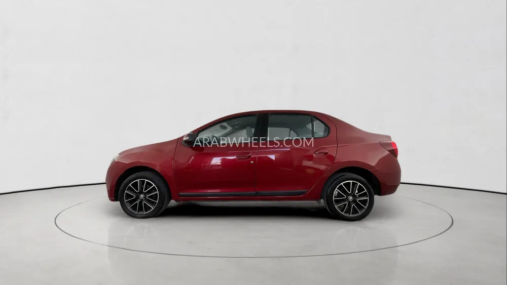 Renault Symbol 2021 for Sale in Sharjah Image-7