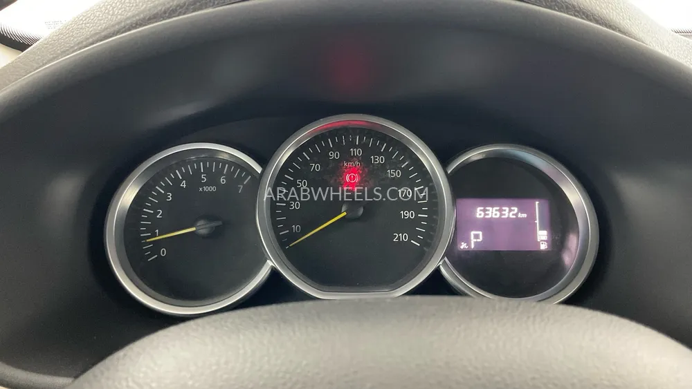 Renault Symbol 2021 for Sale in Sharjah Image-11