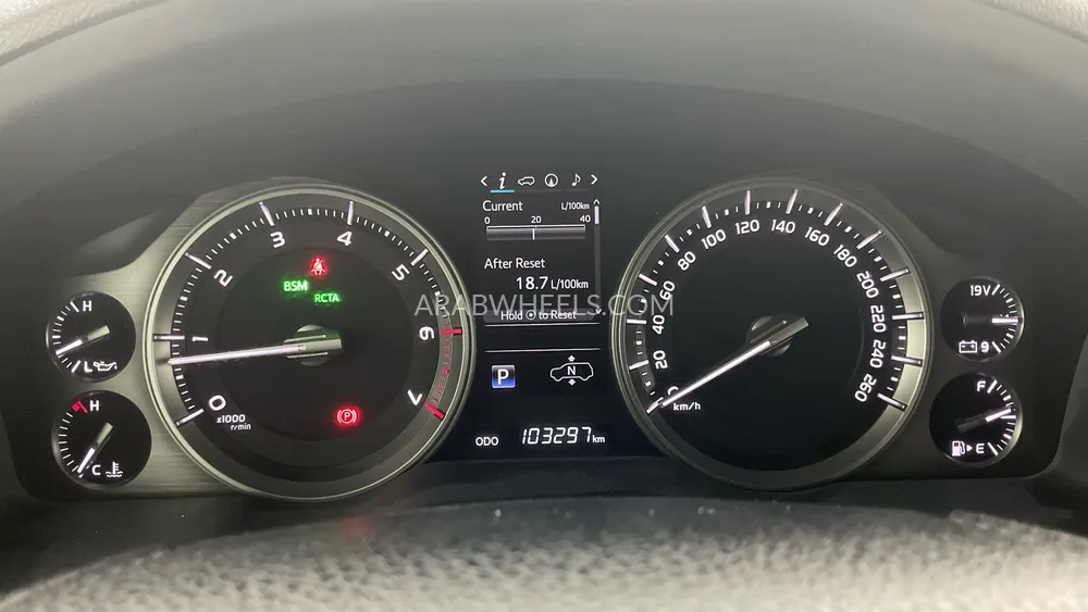 Toyota Land Cruiser 2019 for Sale in Sharjah Image-11