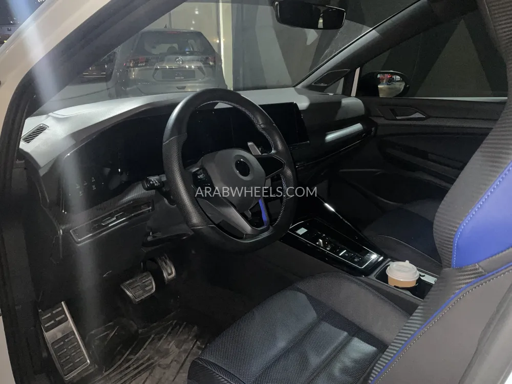 Volkswagen Golf 2023 for Sale in Sharjah Image-7