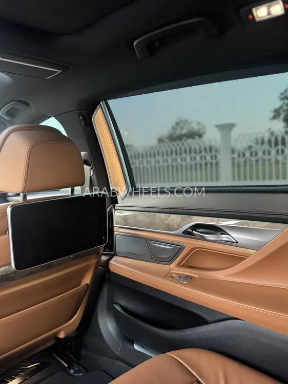 BMW 7 series 2021 for Sale in Dubai Image-11