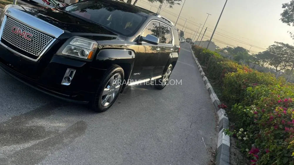 جي إم سي تيرين 2013 for Sale in دبي Image-5