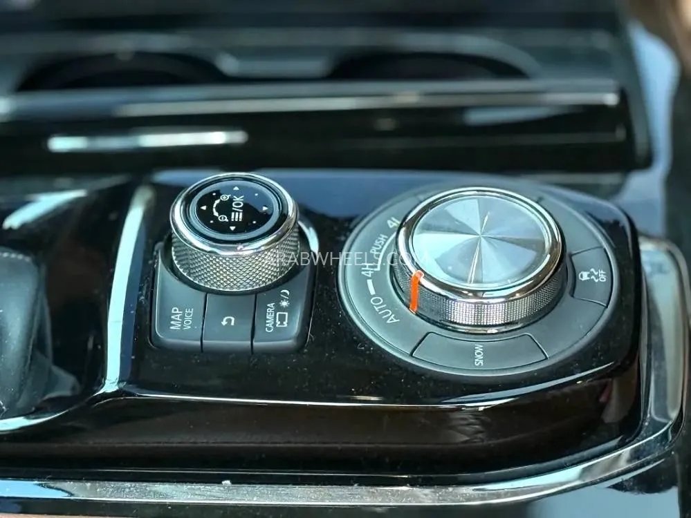 Infiniti QX80 2021 for Sale in Sharjah Image-13