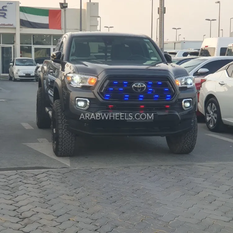 تويوتا تاكوما 2022 for Sale in الشارقة Image-2