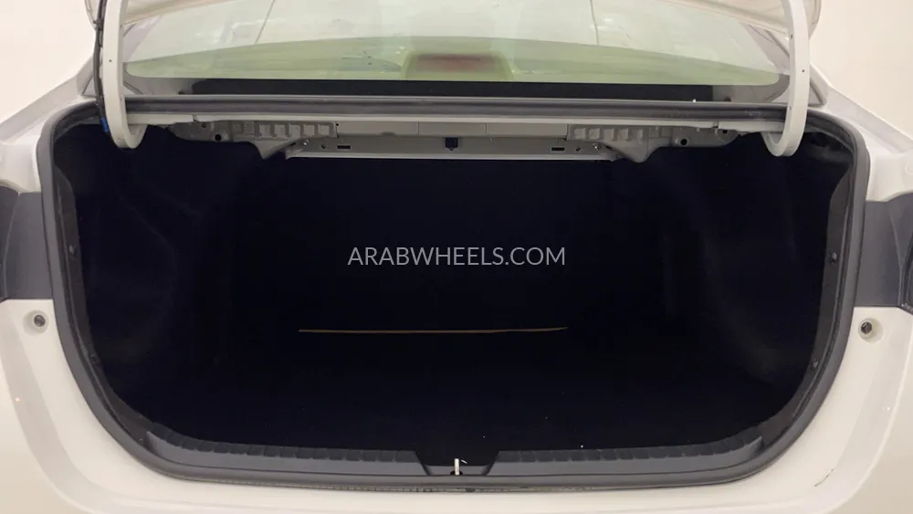 تويوتا يارس 2022 for Sale in دبي Image-23