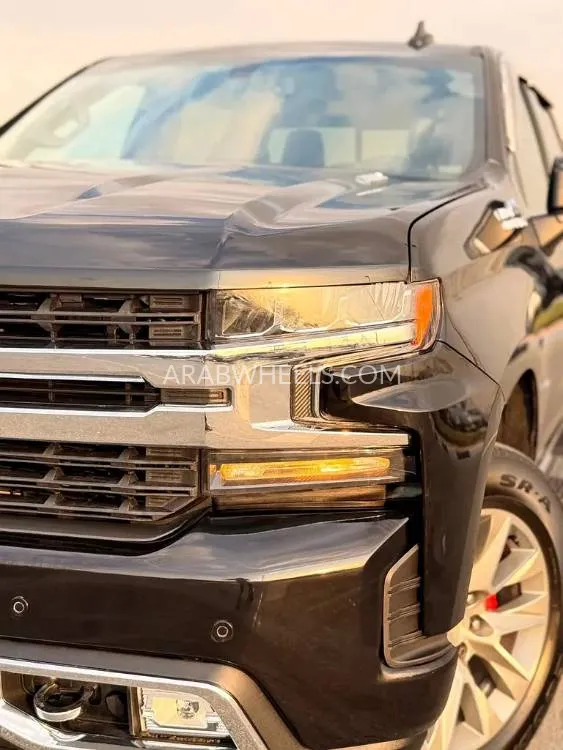 Chevrolet Silverado 2020 for Sale in Dubai Image-12