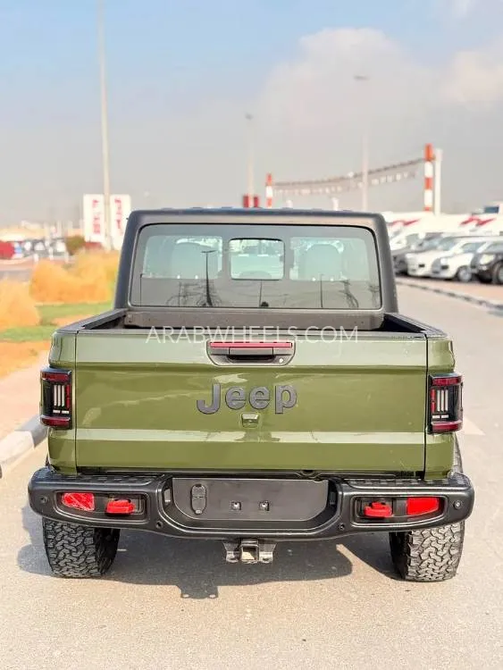 جيب غلادياتور 2022 for Sale in دبي Image-6