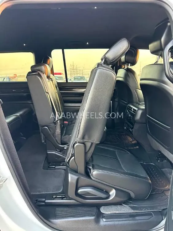 جيب جراند واجونير 2023 for Sale in دبي Image-14