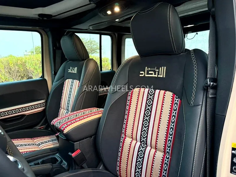 Jeep Wrangler 2024 for Sale in Dubai Image-3