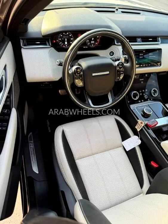 Land Rover Range Rover Velar 2019 for Sale in Dubai Image-3