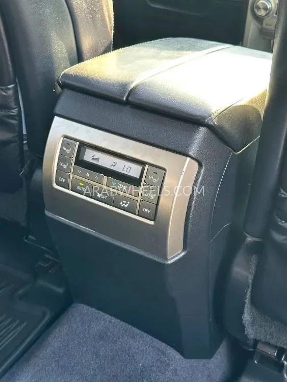 Lexus GX 2018 for Sale in Dubai Image-9