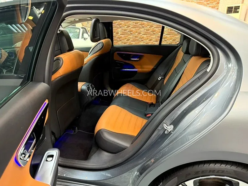 مرسيدس بنز كلاس C 2022 for Sale in دبي Image-8