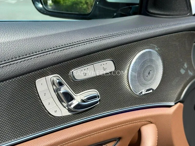 Mercedes Benz E Class 2020 for Sale in Dubai Image-9