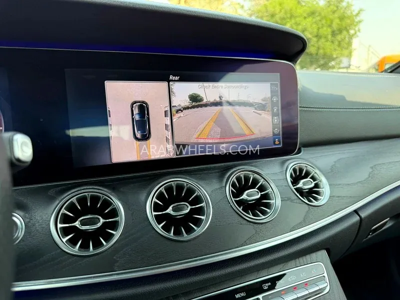 مرسيدس بنز كلاس E 2018 for Sale in دبي Image-2