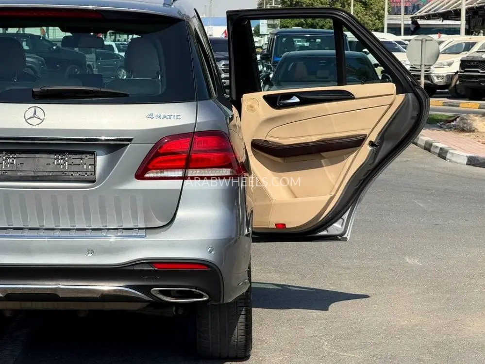 Mercedes Benz GLE Class 2016 for Sale in Dubai Image-11